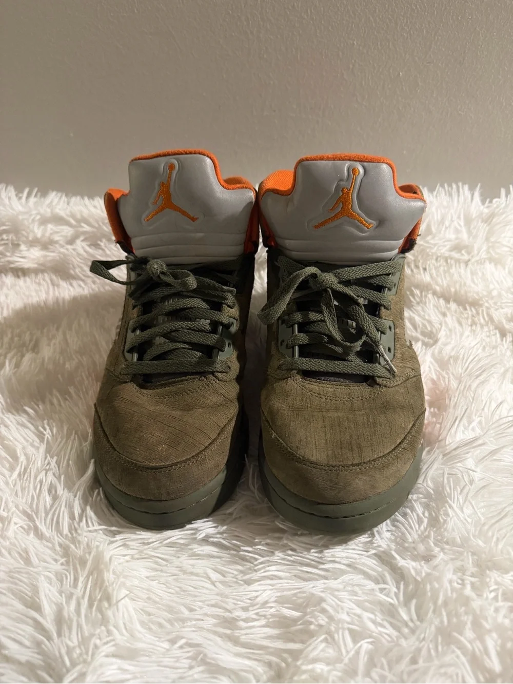Air Jordan Kids' Olive Green and Orange High-Top Sneakers Men’s Size 8.5